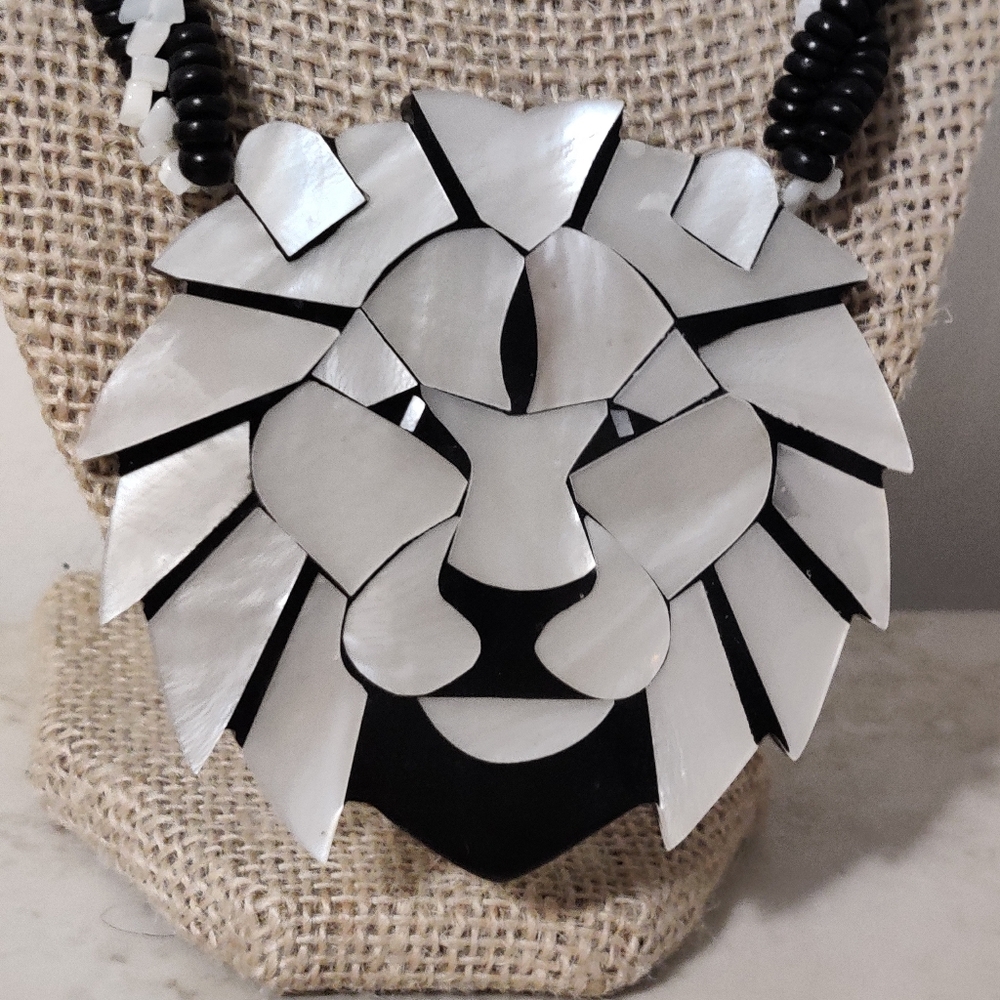 Vintage Lee Sands Mosaic Mother of Pearl Lion Necklace